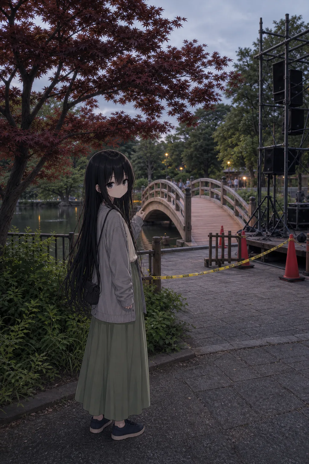 夕方の池月橋。橋のたもとにステージが組まれている